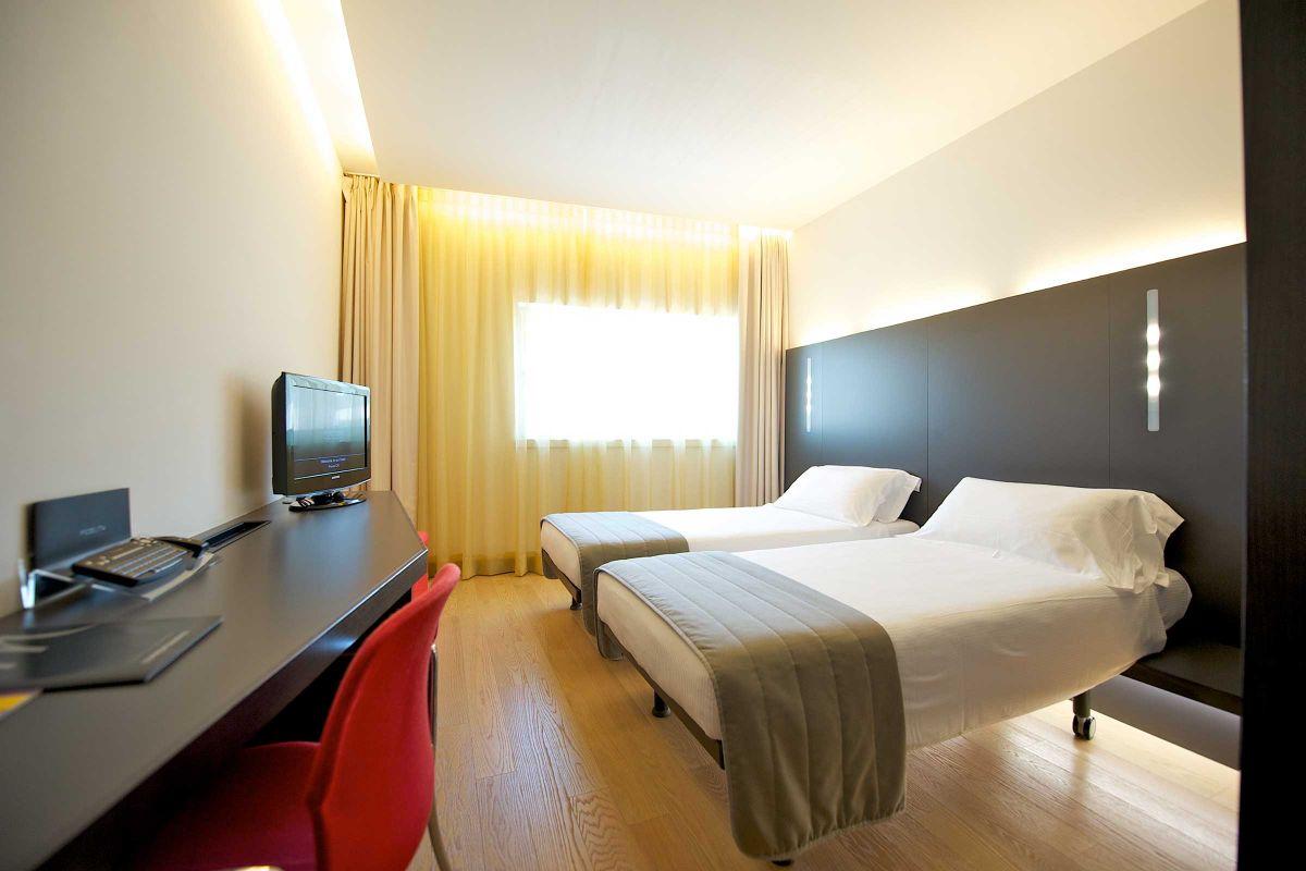רוברטו Mercure Nerocubo Rovereto מראה חיצוני תמונה